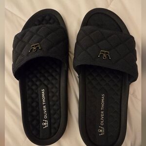 Oliver Thomas Black Quilted Women's Slides NWT